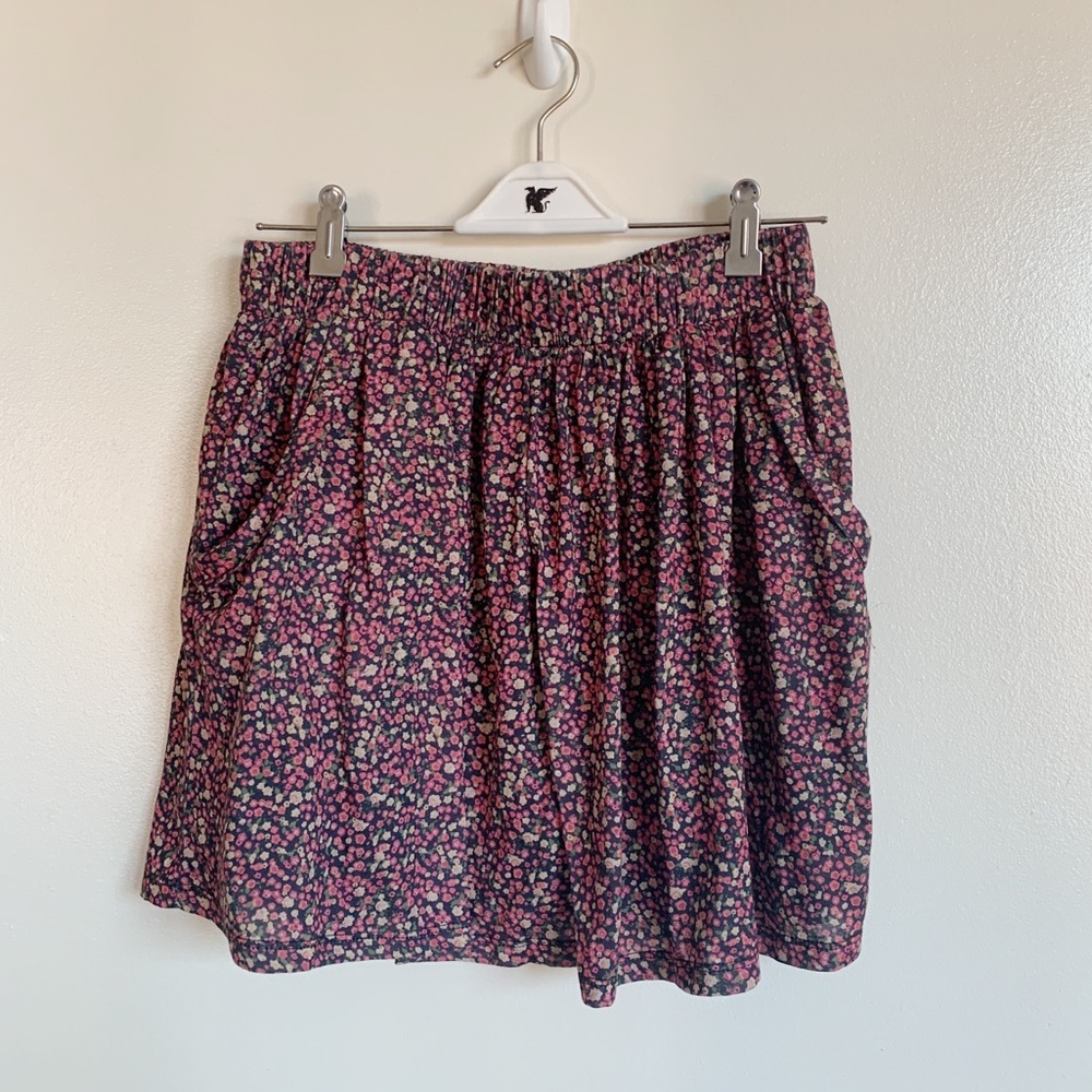 Navy and pink floral mini skirt XSP